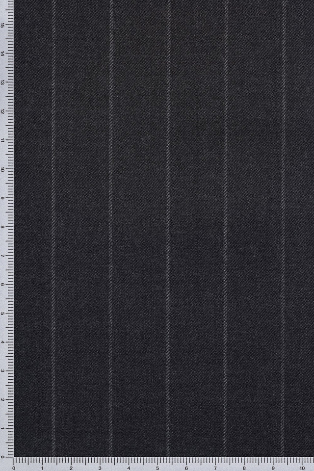 Fabric sample · 100% Super 170s Wool
