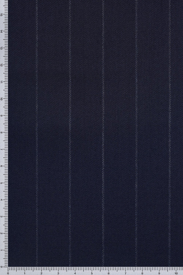 Fabric sample · 100% Super 170s Wool