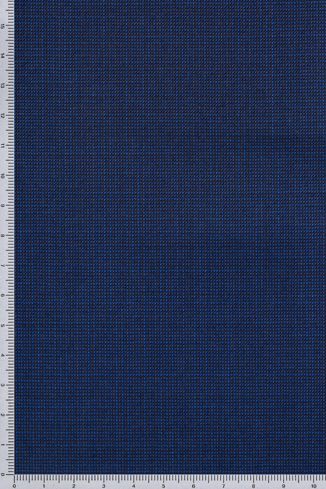 Fabric sample · 100% Super 170s Wool