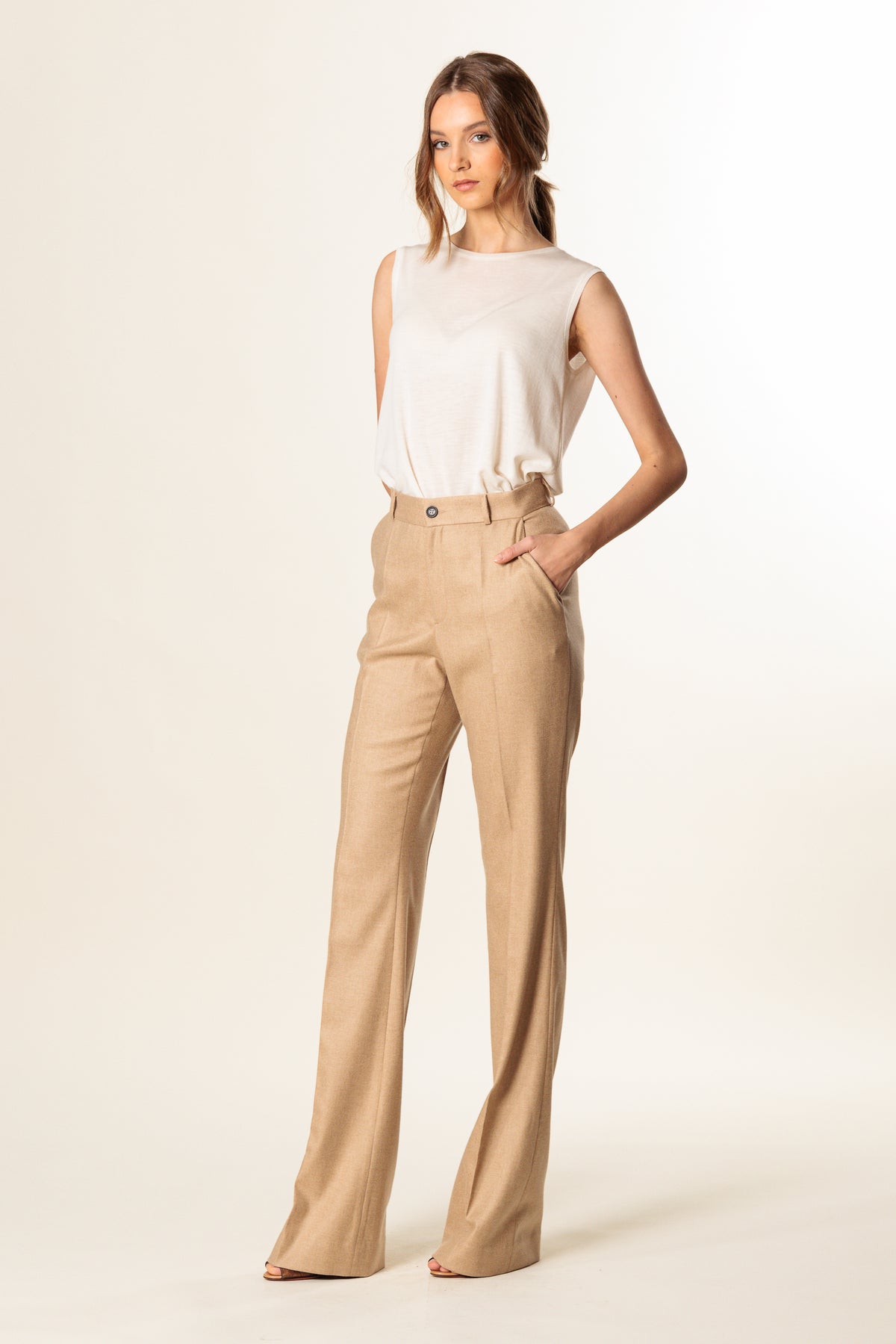 Amanjeda BORDEAUX MAXI trousers