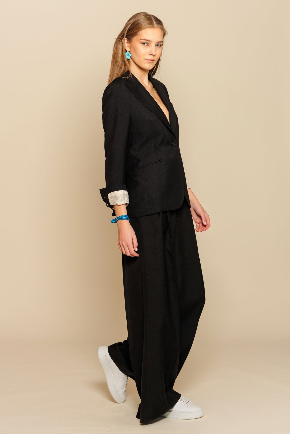 ElisLookbookApril1-44.jpg