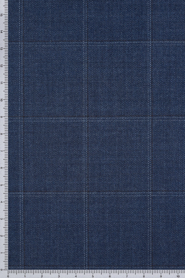 Fabric sample · 100% Super 170s Wool