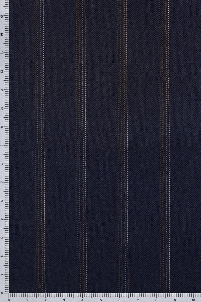Fabric sample · 100% Super 170s Wool