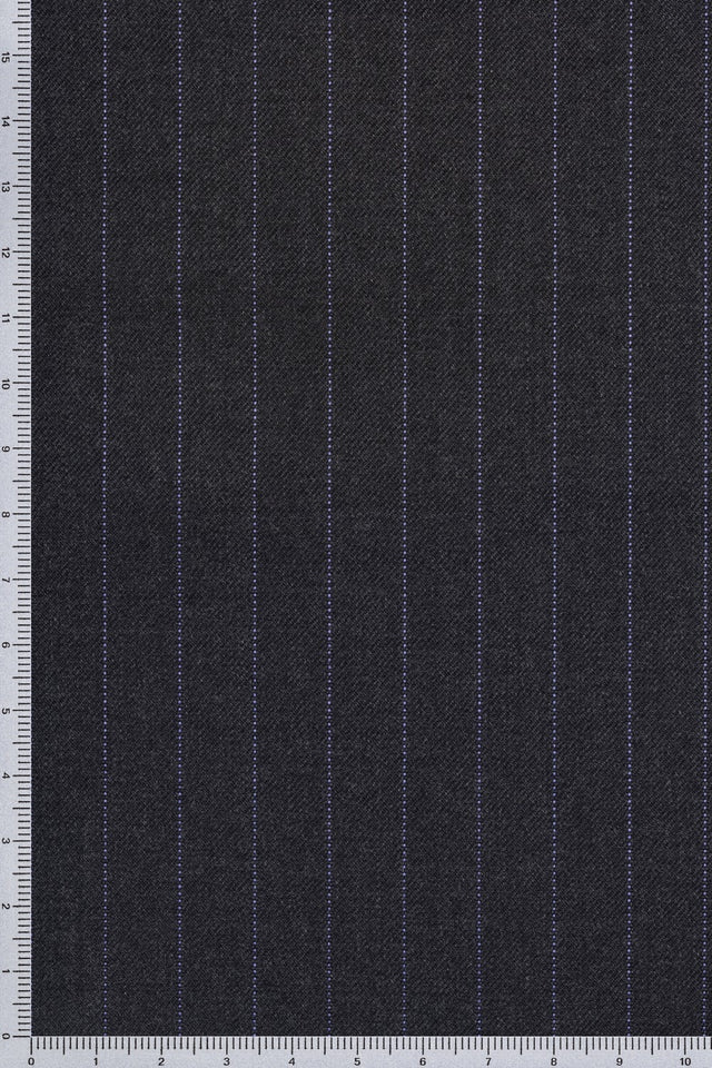 Fabric sample · 100% Super 170s Wool