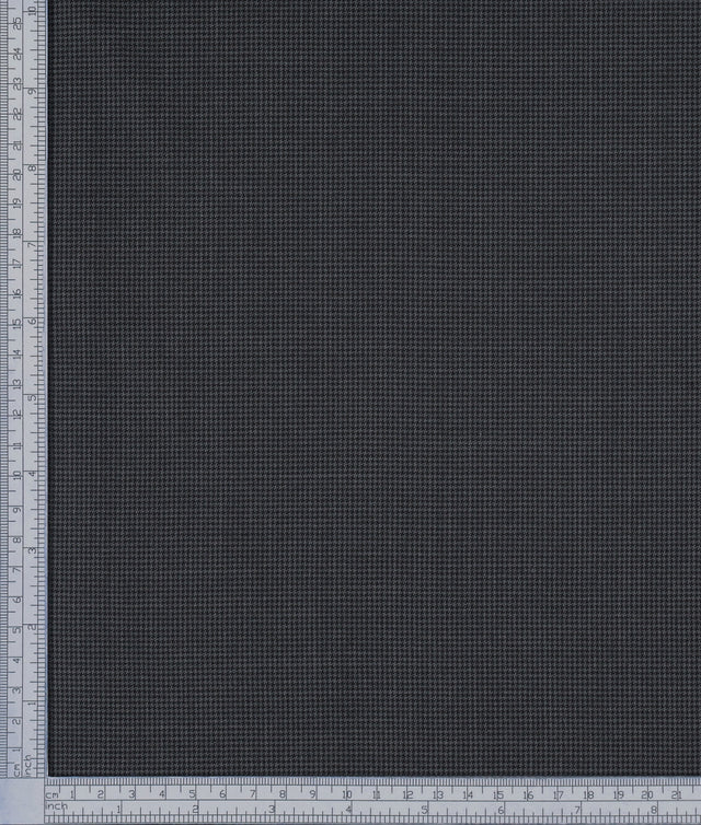 Fabric sample · 83% Super 200s Wool, 17% Silk