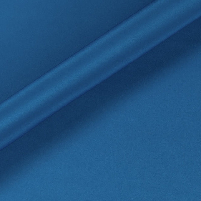 Fabric sample · 100% Silk